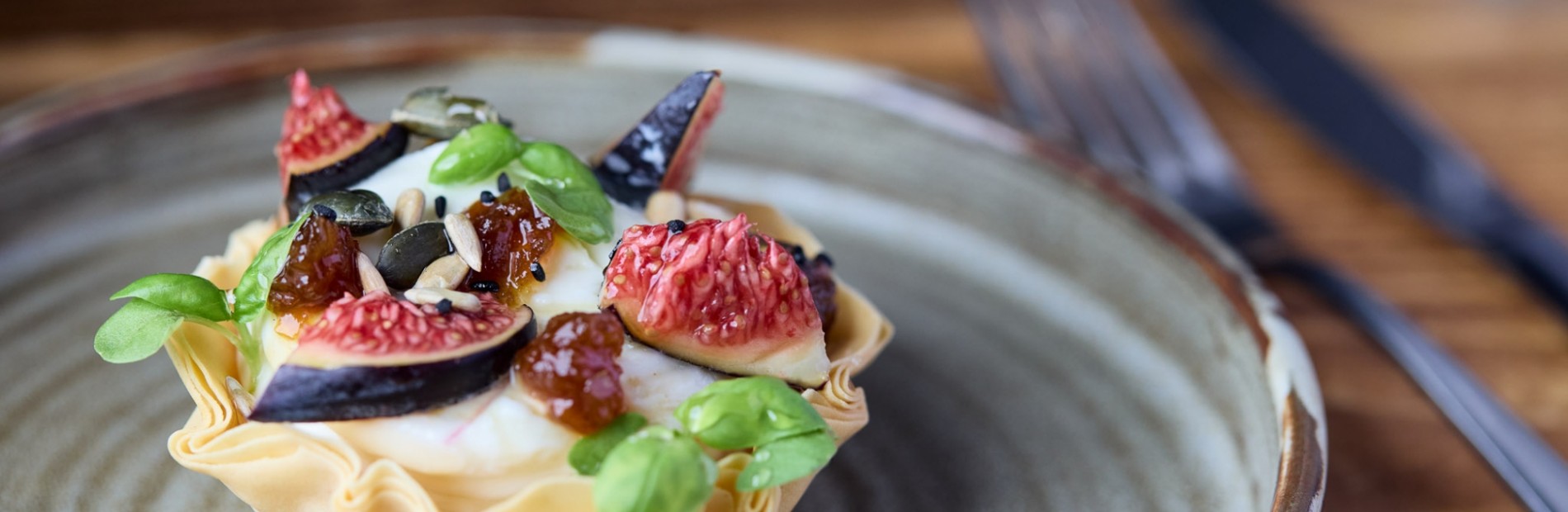 Fig & Baked Goat’s Cheese Tart with Toasted Sunflower Seeds, Bootham Honey & Chutney 3