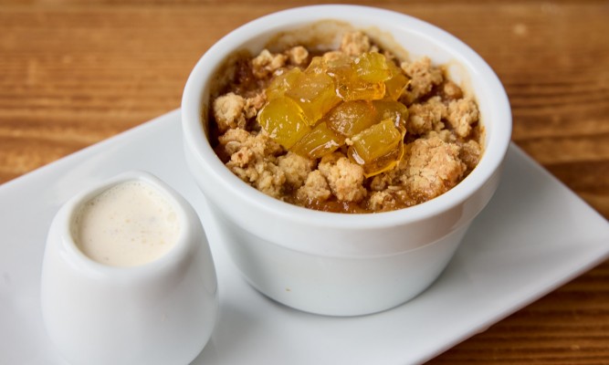 Apple Crumble with Black Cardamom Cream3
