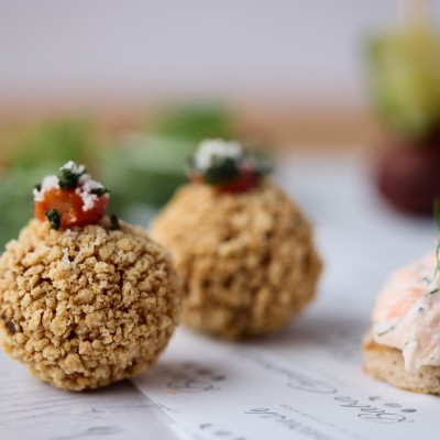 Bolognese Arancini Bites with Arrabiata Sauce & Parmesan