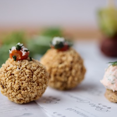 Bolognese Arancini Bites with Arrabiata Sauce & Parmesan Canape (1)